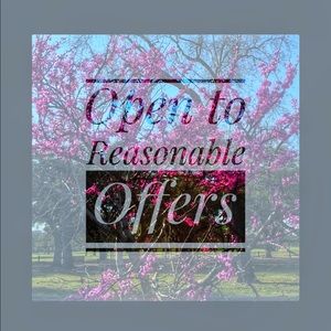 🌺 All reasonable offers are considered 🌺
